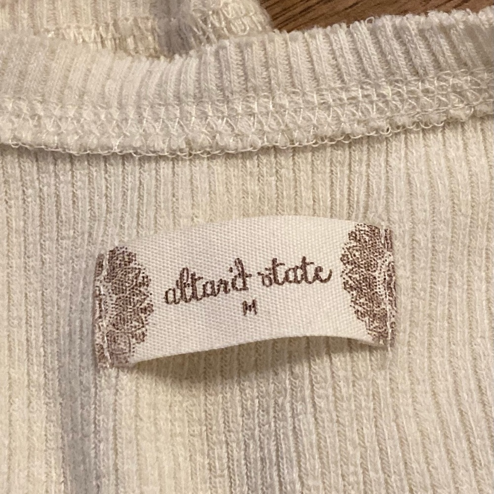 Altar’d State Ribbed/Thermal Tunic, Size Medium - Picture 3 of 3